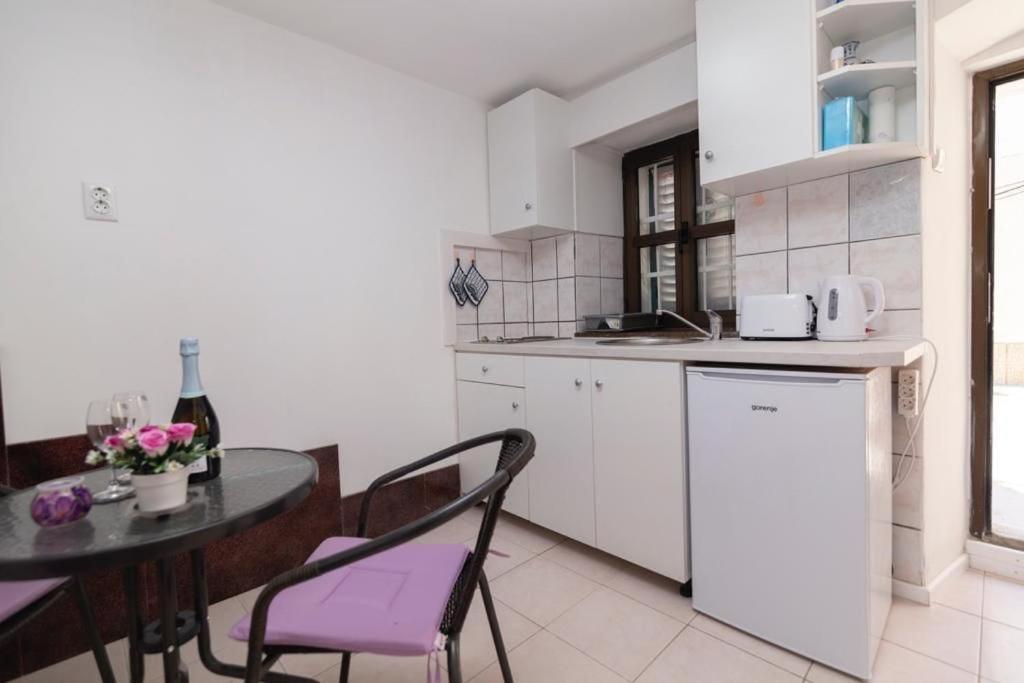 Central Apartment Rose In Hearth Of Σπλιτ Εξωτερικό φωτογραφία