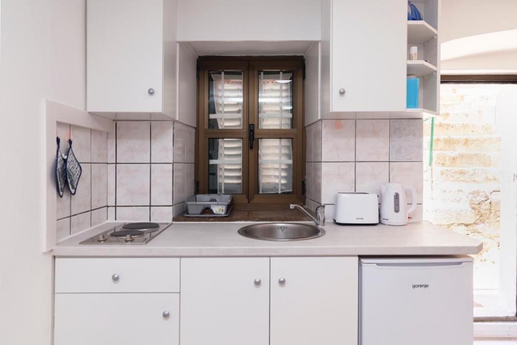 Central Apartment Rose In Hearth Of Σπλιτ Εξωτερικό φωτογραφία